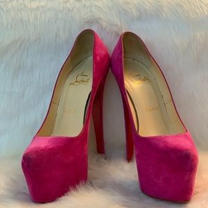 Christian Louboutin Daffodile pink pumps platform.